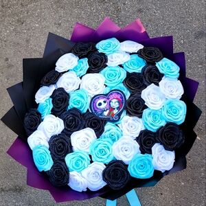 I'm selling  eternal roses  50ct glitter